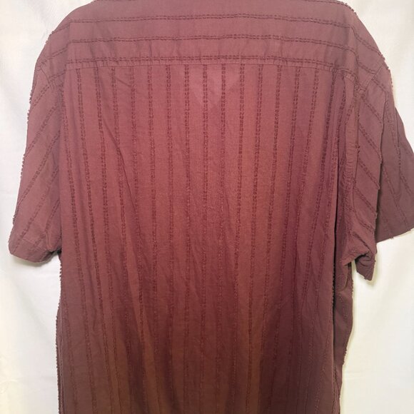 XXL Burgundy/Maroon H&M Short Sleeve Button Up - Picture 4 of 6